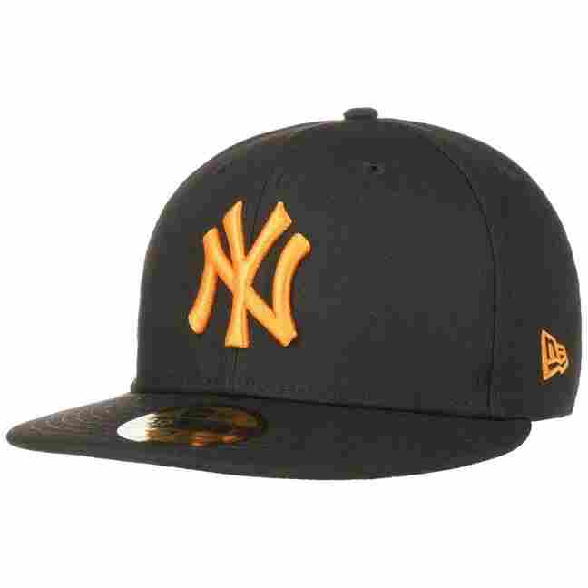 59Fifty MLB Ess Yankees Cap by New Era --> Shop Hats, Beanies